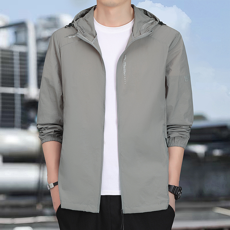 Yours Clothing Summer Jackets - 屋外サイクリングスポーツ用UV耐性フード付きスキンウェア、夏の男性用ファッショナブルな軽量通気性日焼け止め服