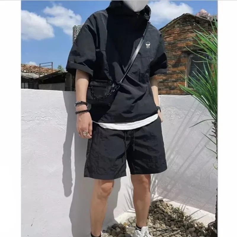 メンズフード付きジップ付きゴルフ半袖トップ+ショーツ2点セッ - Yours Clothing Summer Jackets のレビューと価格